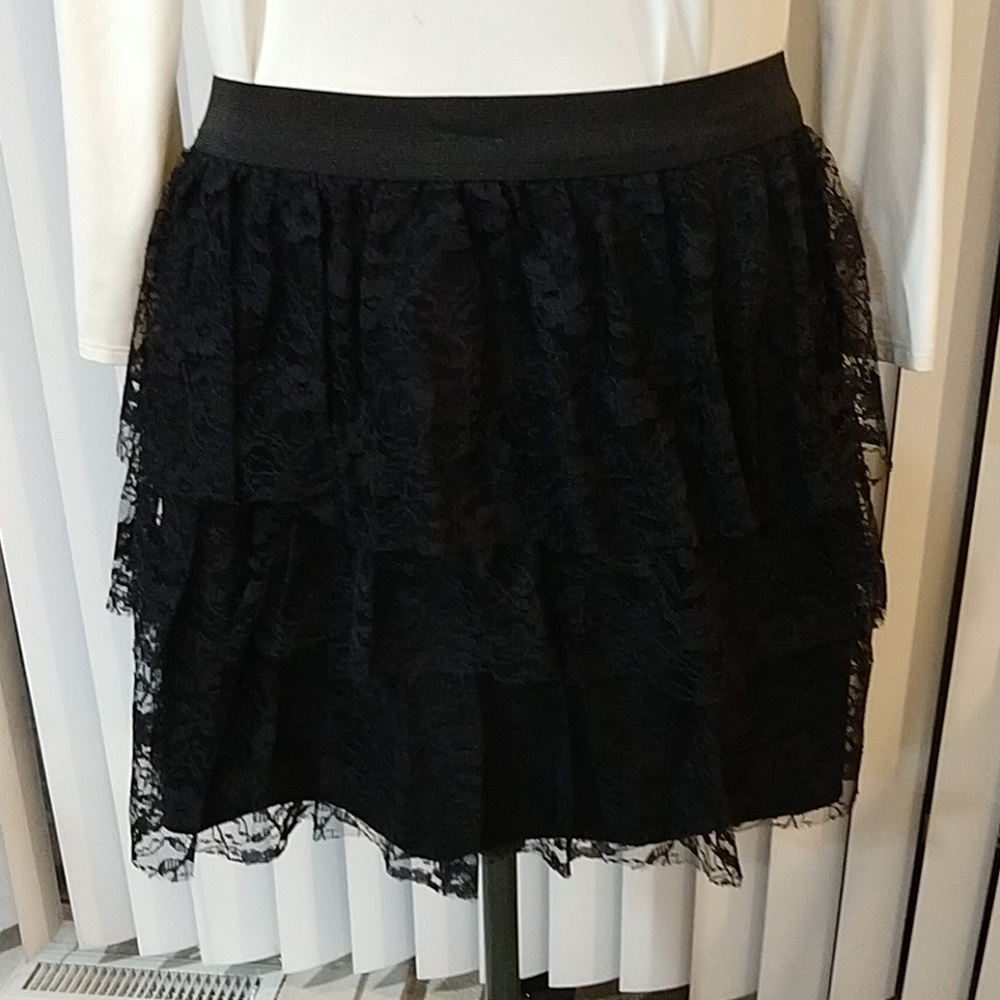 American Rag black tiered lace mini skirt